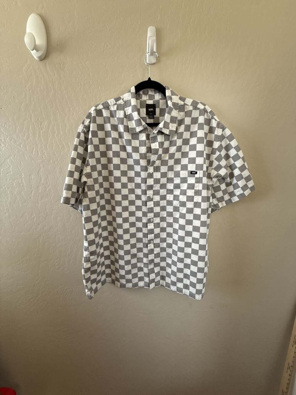 Vans Mens Loose Fit Checkerboard Short Sleeve Button Up Shirt